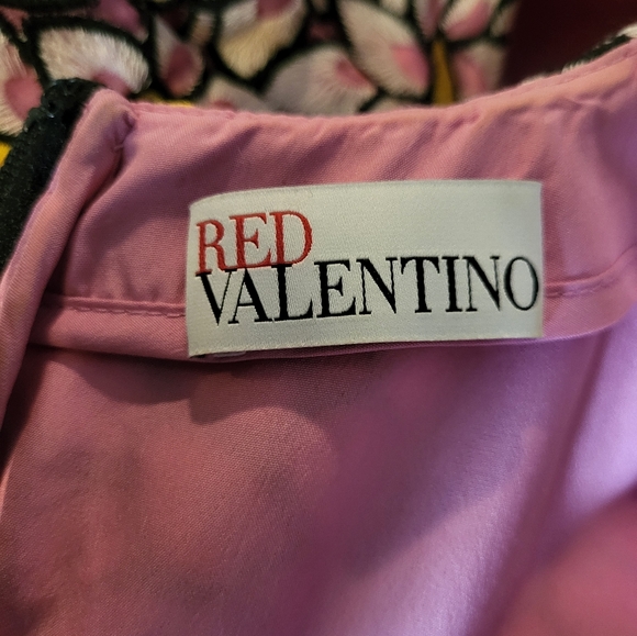 Red Valentino pink and black flower dress in size 36. - Picture 2 of 4